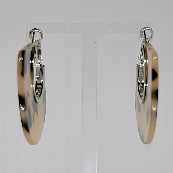 Vintage Bohemian Style Resin Acetate Hoop Earrings - Picture 4 of 5